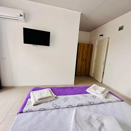 Casa Bucuria - Aurel Vlaicu Costinesti